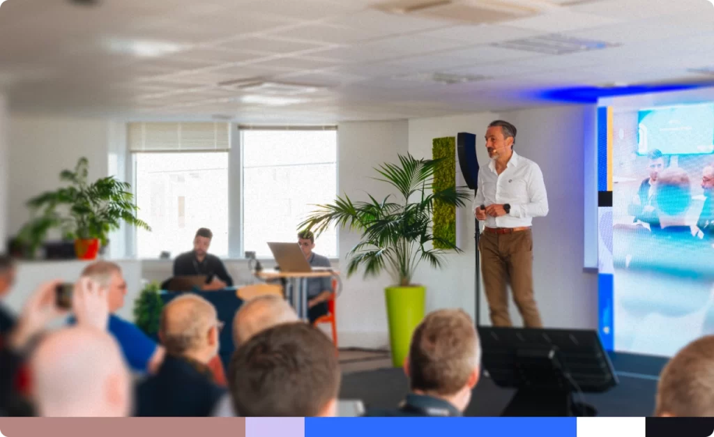 Photo de la présentation de Cyril Daloz PDG de iObeya à l'iUX 2024